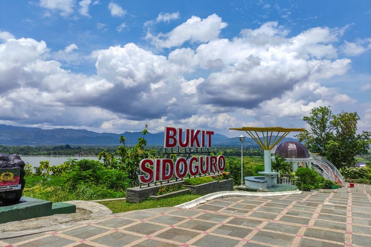 Bukit Sidoguro (Gardu Pandang Rowo Jombor)