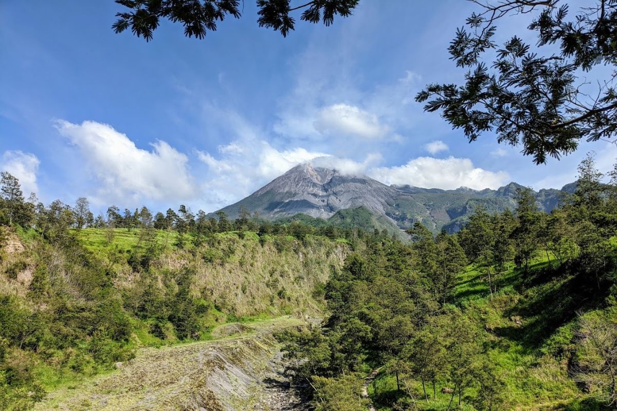 Ekowisata Kalitalang (View Merapi)