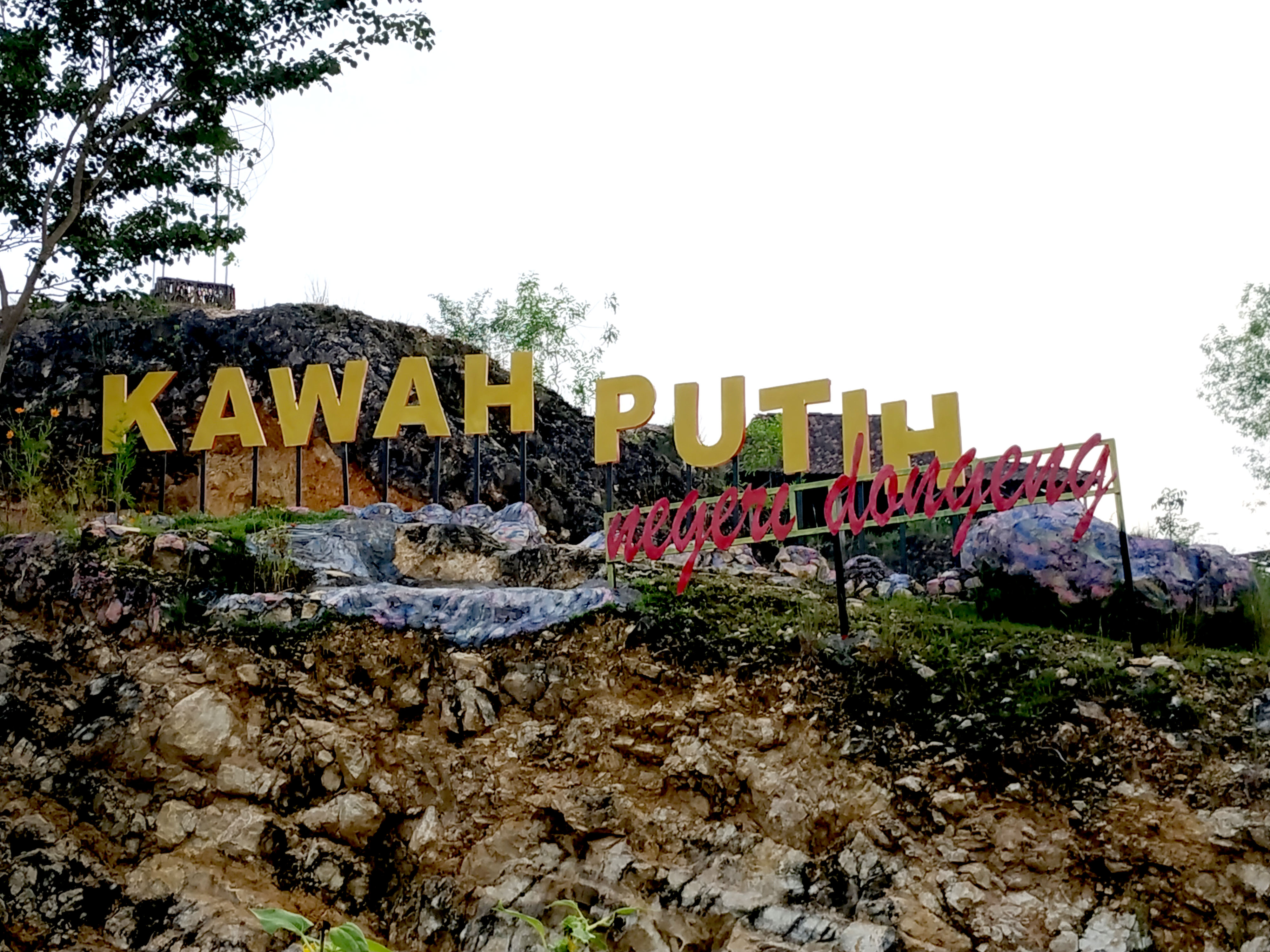 Kawah Putih Negeri Dongeng Bayat