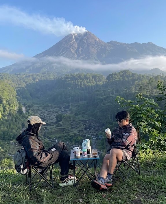 Gardu Pandang Karangbutan Kemalang: Hidden Gem View Merapi yang Tenang dan Asri