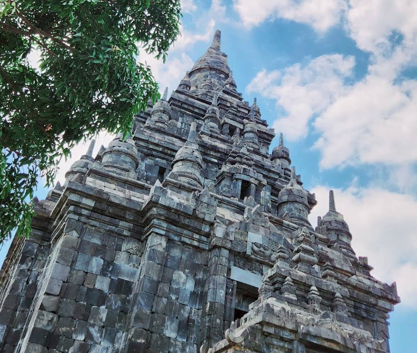 Candi Sojiwan, Tempat Menikmati Keindahan Candi di Sisi Tenang Kawasan Prambanan