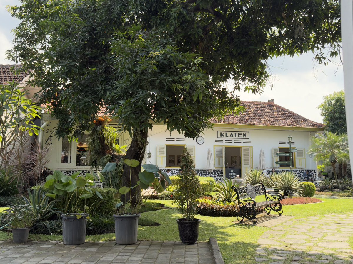 Nggone Mbahmu Coffee Roastery: Menikmati Kopi Suka-Suka Tanpa Wi-Fi di "Rumah Nenek"