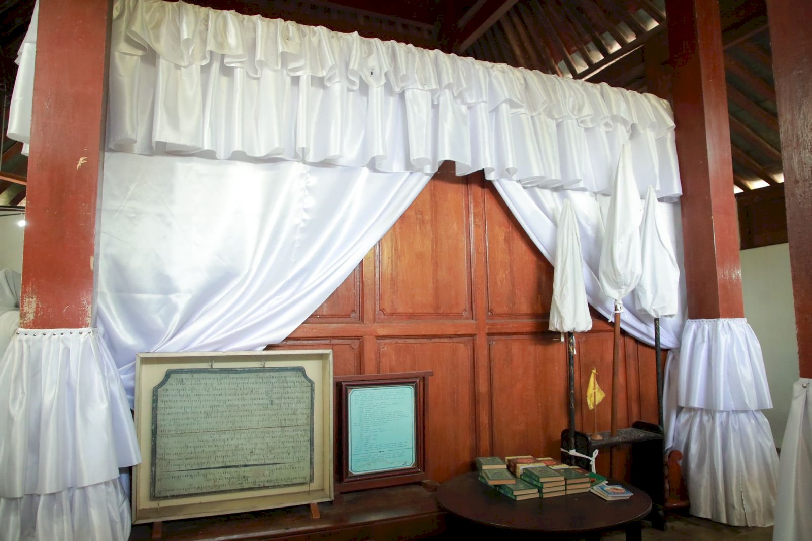 Makam Sunan Pandanaran Bayat : Jejak Peradaban, Harmoni Tradisi