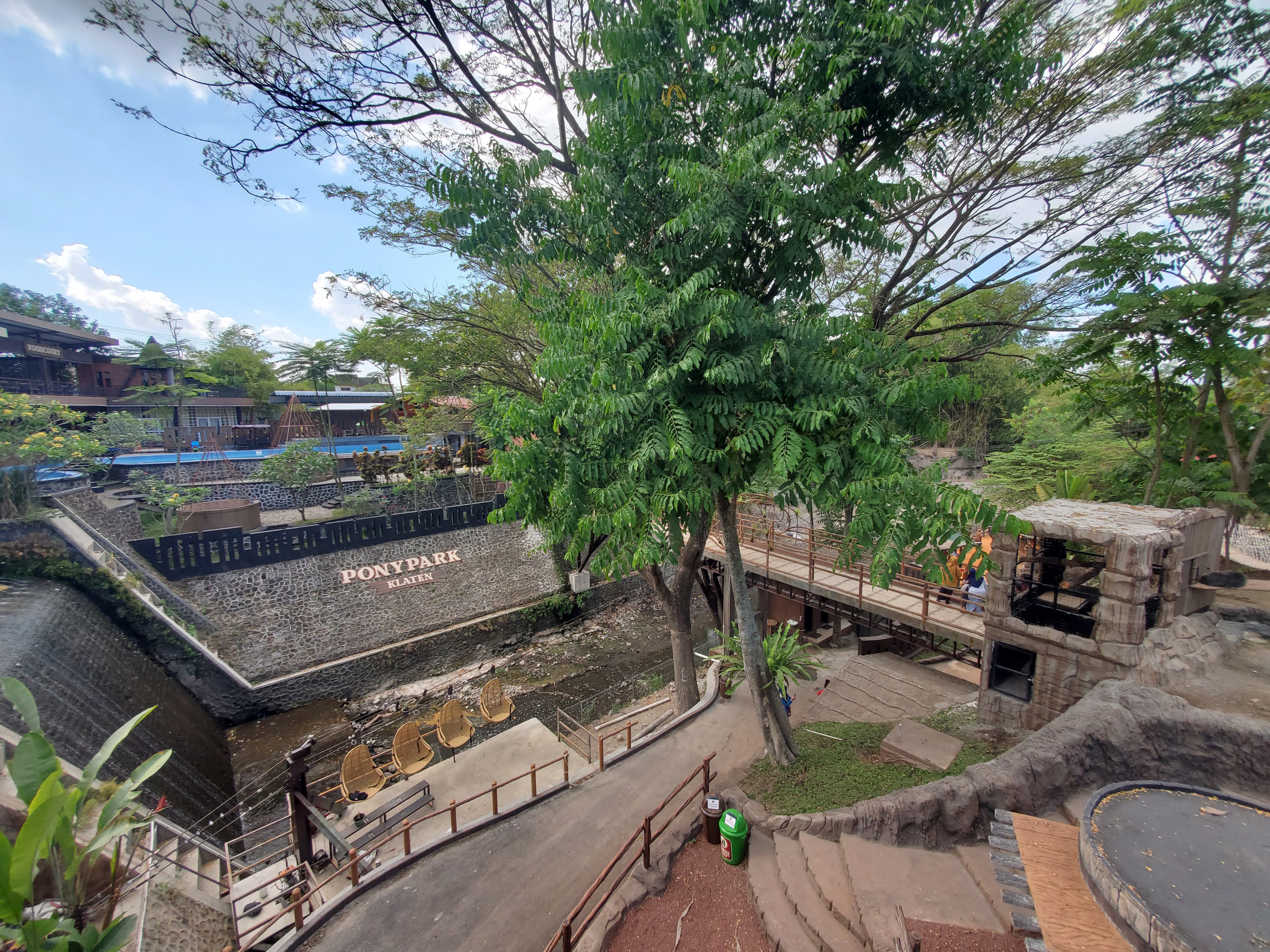 Pony Park Klaten: Destinasi Wisata Edukasi Satwa yang Menarik untuk Liburan Keluarga